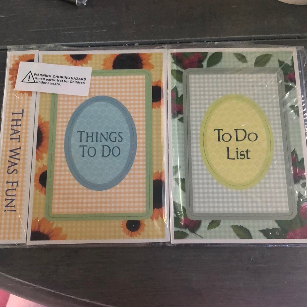 NWT Magnet Set